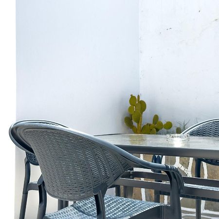 Aelia Rooms & Apartments อิออสคอรา ภายนอก รูปภาพ