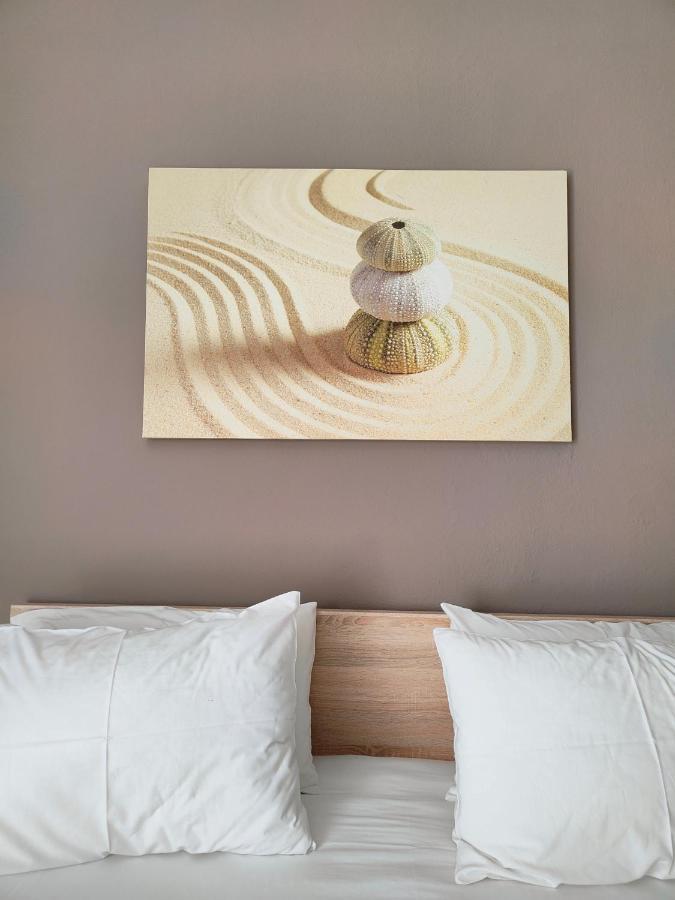 Aelia Rooms & Apartments อิออสคอรา ภายนอก รูปภาพ